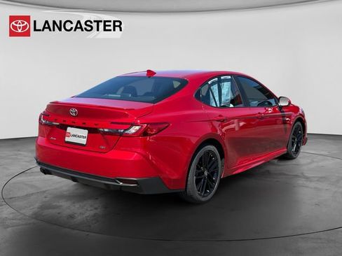 Certified 2025 Toyota Camry SE FWD image 7
