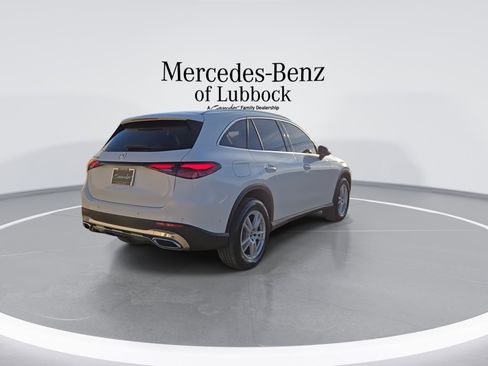 New 2026 Mercedes-Benz GLC 300 GLC 300 image 8