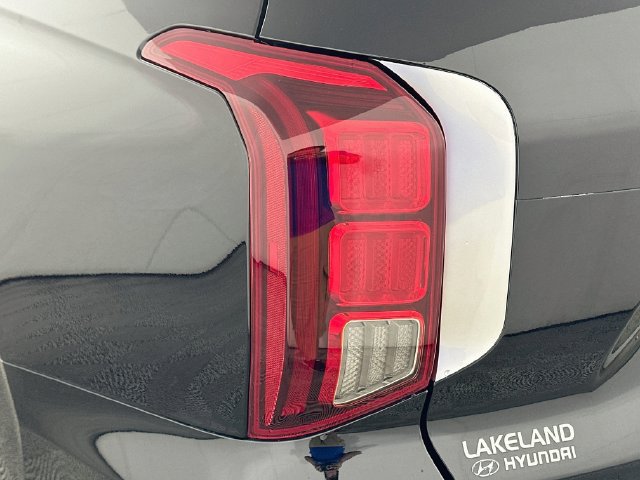 Used 2025 Hyundai Palisade SEL FWD image 27