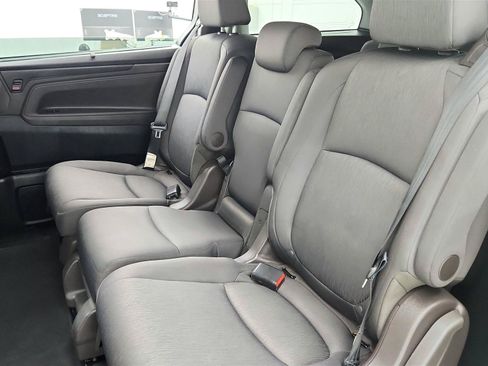Used 2019 Honda Odyssey EX image 16