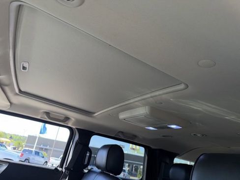 Used 2008 HUMMER H2 image 10