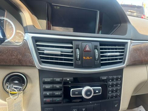 Used 2012 Mercedes-Benz E 350 4MATIC Sedan image 22