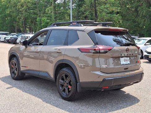 Certified 2025 Nissan Rogue SV w/ Rock Creek Premium Package AWD/4WD image 6