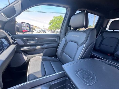 New 2026 RAM 1500 Laramie AWD/4WD image 15