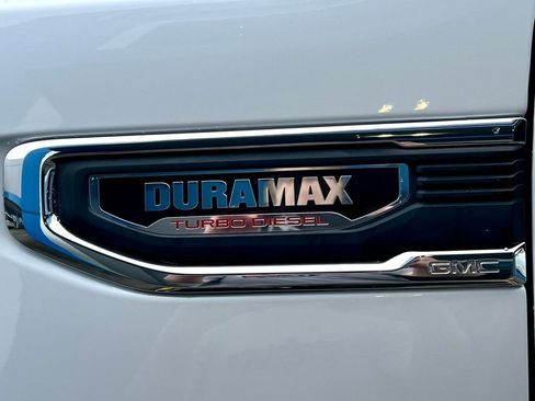 Used 2021 GMC Sierra 1500 SLT w/ SLT Premium Package image 16