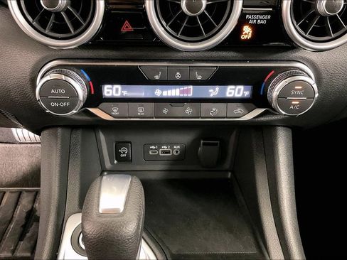 Used 2025 Nissan Sentra SV w/ All-Weather Package image 32