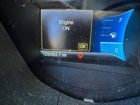 Used 2013 Ford Fusion SE FWD image 11