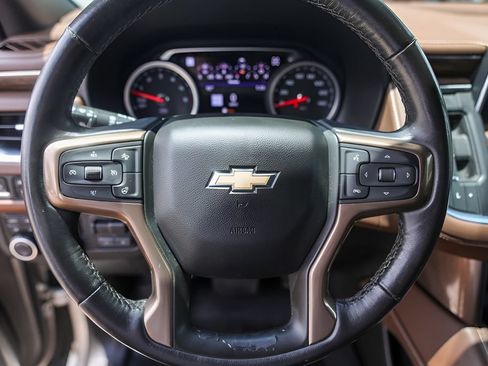 Used 2021 Chevrolet Suburban High Country AWD/4WD image 12
