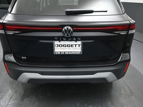 New 2026 Volkswagen Tiguan SE image 10