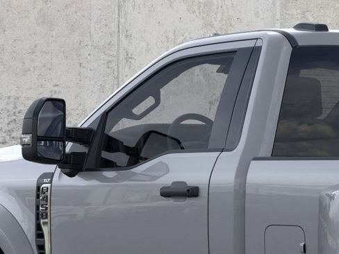 New 2026 Ford F450 XLT w/ 360-Degree Camera Package image 20