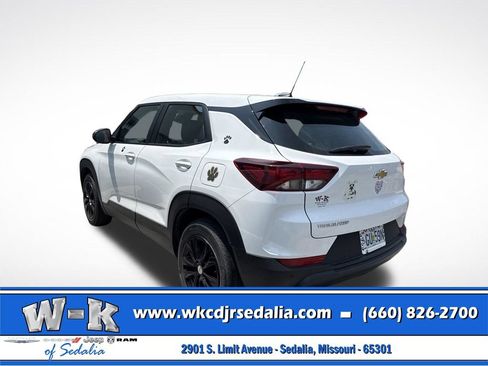 Used 2022 Chevrolet TrailBlazer LS FWD image 5