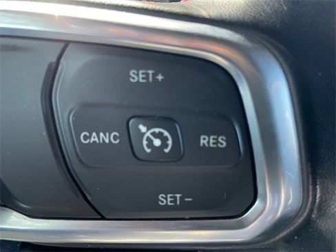 Used 2021 Jeep Wrangler Unlimited Rubicon image 18