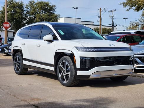 New 2026 Hyundai Ioniq 9 Limited image 2