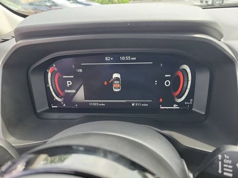 Used 2024 Nissan Rogue SL FWD image 27