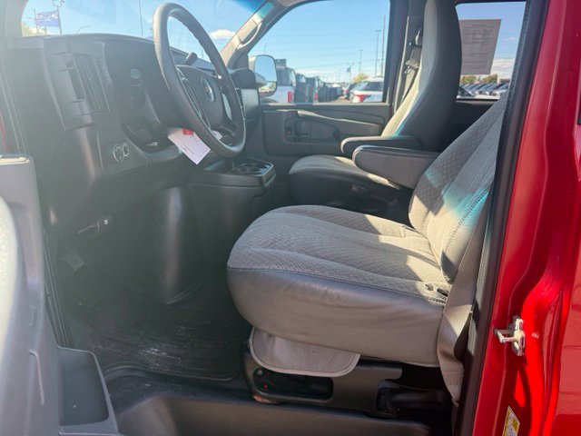 Used 2014 Chevrolet Express 1500 LT w/ LT Preferred Equipment Group AWD/4WD image 2