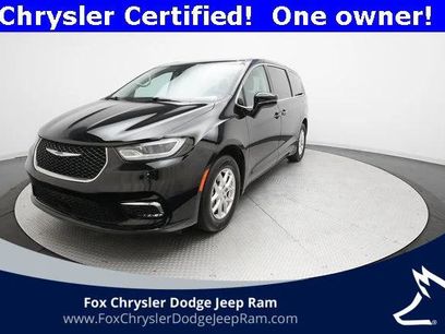 Certified 2024 Chrysler Pacifica Touring-L