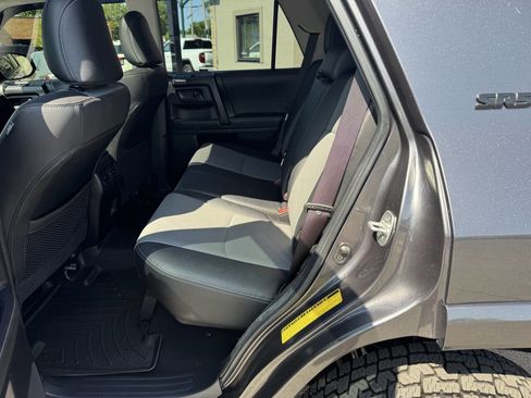 Used 2023 Toyota 4Runner SR5 Premium w/ Moonroof Package AWD/4WD image 9