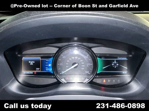 Used 2017 Ford Explorer XLT w/ Equipment Group 202A AWD/4WD image 21