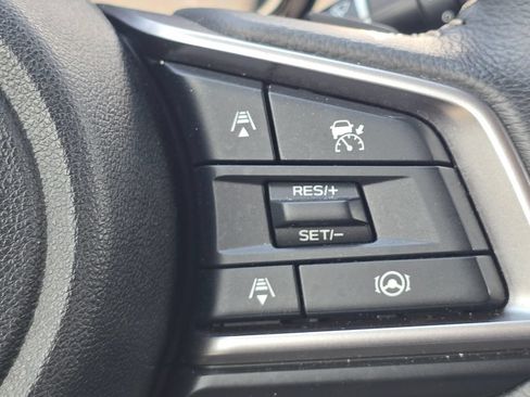 Used 2025 Subaru Outback Premium AWD/4WD image 21
