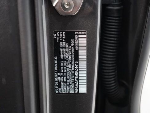 Used 2021 Porsche Cayenne AWD/4WD image 35