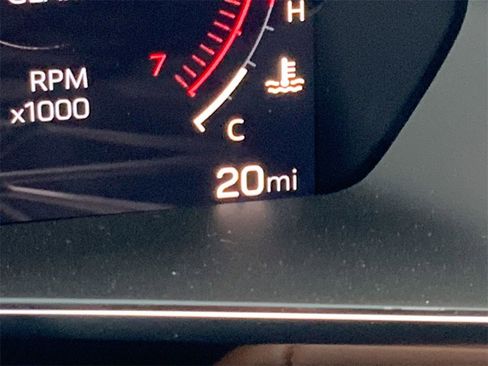 New 2025 GMC Canyon AT4 w/ Nightfall Edition image 13