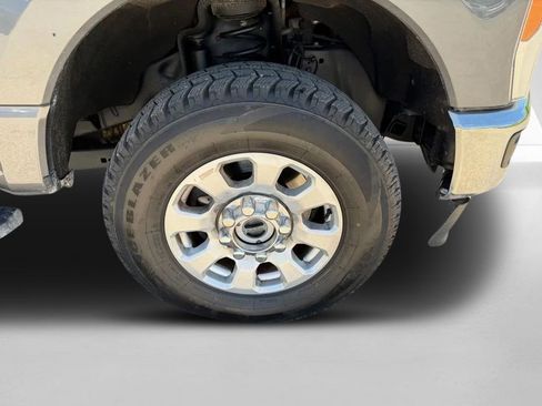 Used 2023 Ford F250 XLT AWD/4WD image 35