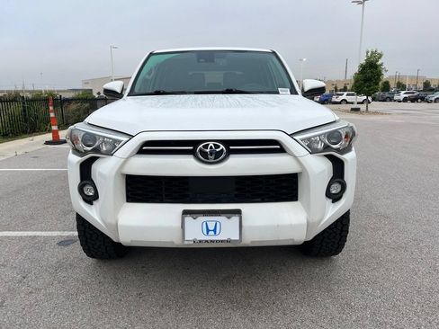 Used 2021 Toyota 4Runner SR5 RWD image 2