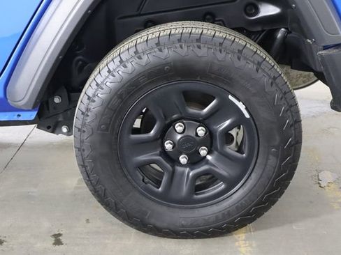Used 2025 Jeep Wrangler Unlimited Sport AWD/4WD image 44