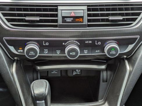 Used 2019 Honda Accord Sport image 17
