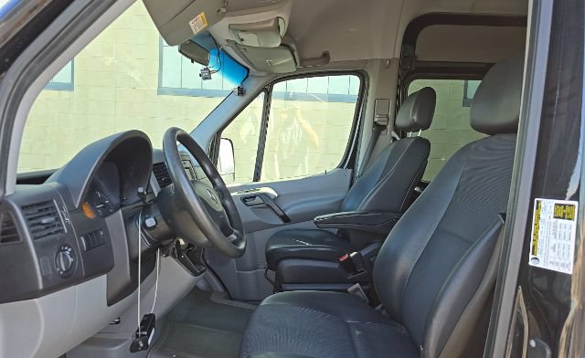 Used 2018 Mercedes-Benz Sprinter 2500 image 5
