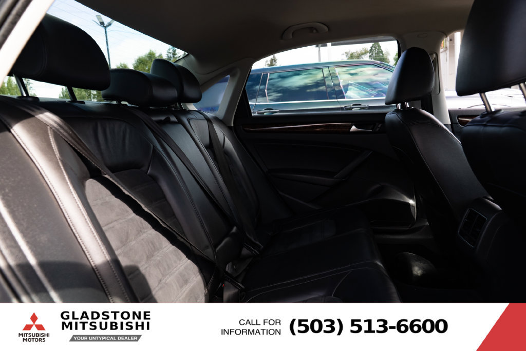 Used 2013 Volkswagen Passat TDI SEL Premium FWD image 21