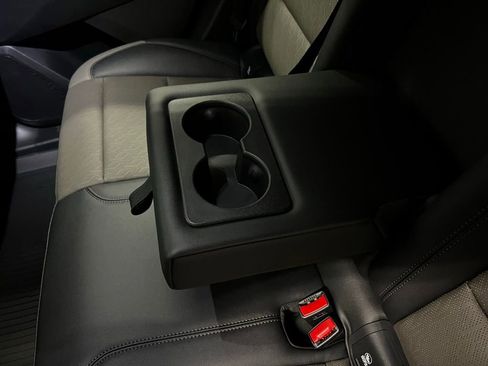 New 2026 Chevrolet Equinox LT FWD image 31