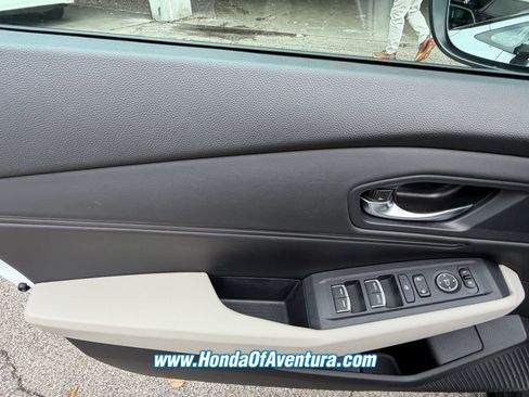 Used 2023 Honda Accord EX image 17