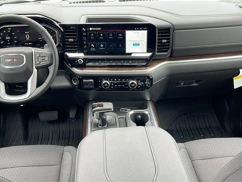 New 2026 GMC Sierra 1500 Elevation image 15