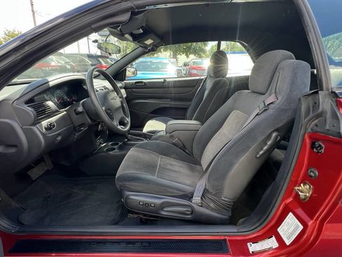 Used 2004 Chrysler Sebring LXi image 16