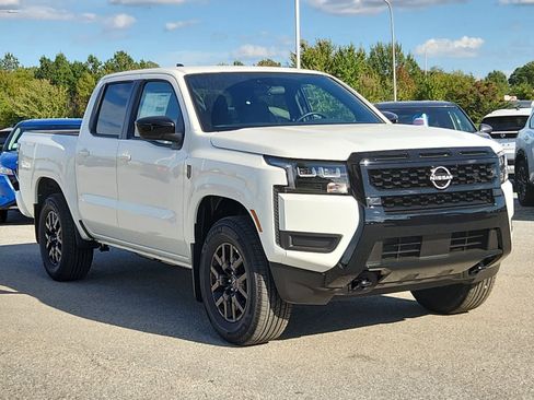 New 2026 Nissan Frontier SV w/ Tow Package image 2