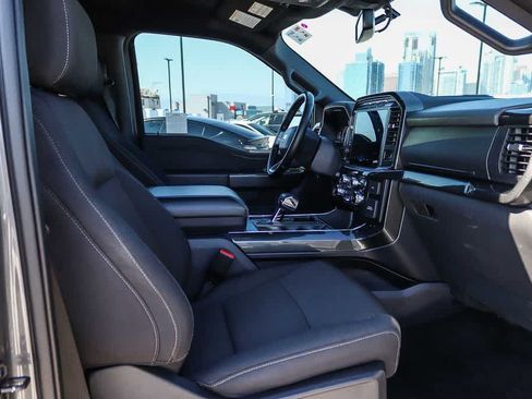 Used 2022 Ford F150 XLT w/ Equipment Group 302A High AWD/4WD image 16