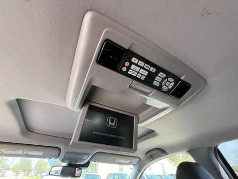 Used 2017 Honda Pilot Touring image 21