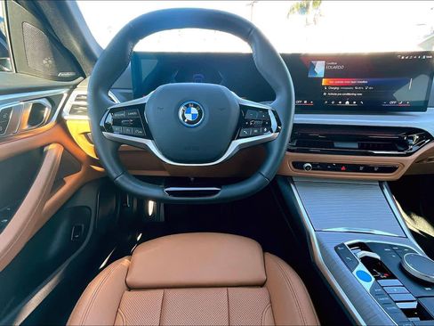 Used 2025 BMW i4 eDrive40 w/ Premium Package image 5