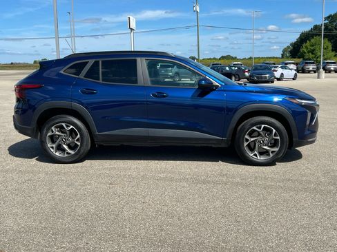Certified 2024 Chevrolet Trax LT w/ Driver Confidence Package FWD image 46