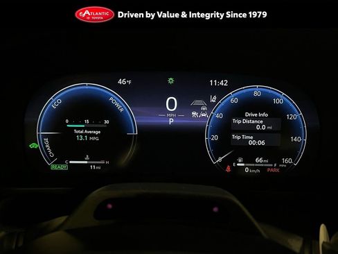 New 2026 Toyota Crown Platinum image 3