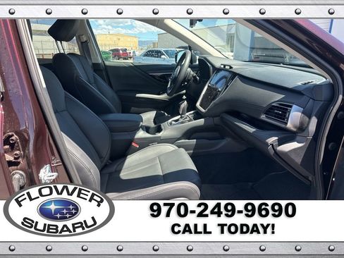 Certified 2025 Subaru Outback Limited AWD/4WD image 9