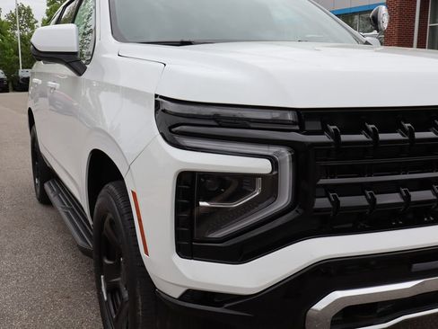 New 2025 Chevrolet Tahoe 4WD image 2