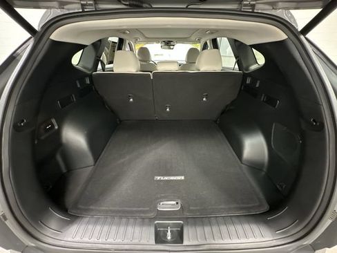 Used 2024 Hyundai Tucson Limited FWD image 16