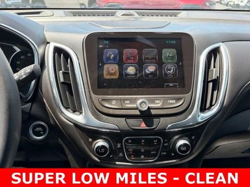 Used 2018 Chevrolet Equinox Premier FWD image 22