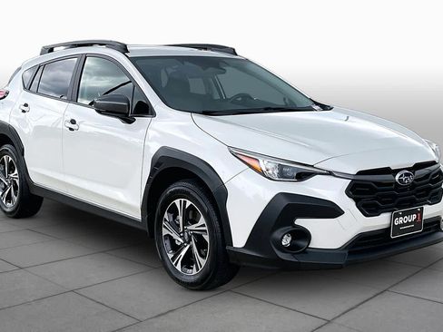 Used 2024 Subaru Crosstrek 2.0i Premium AWD/4WD image 3