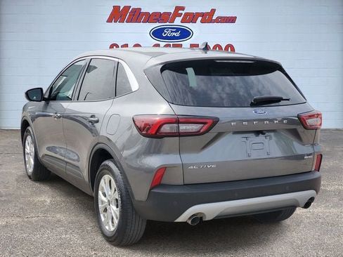 Used 2023 Ford Escape Active w/ Tech Pack #2 AWD/4WD image 4