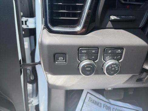 Used 2025 GMC Sierra 2500 Denali w/ Denali Reserve Package AWD/4WD image 19