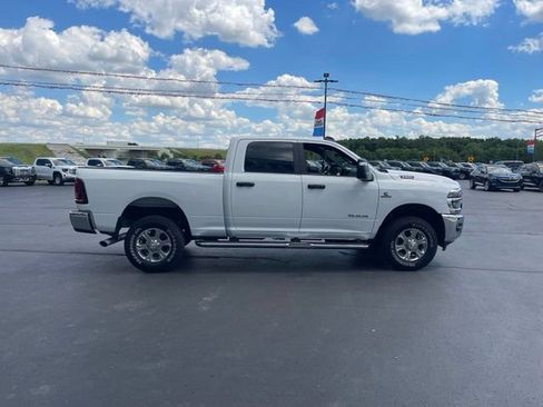 Used 2025 RAM 2500 Big Horn AWD/4WD image 7