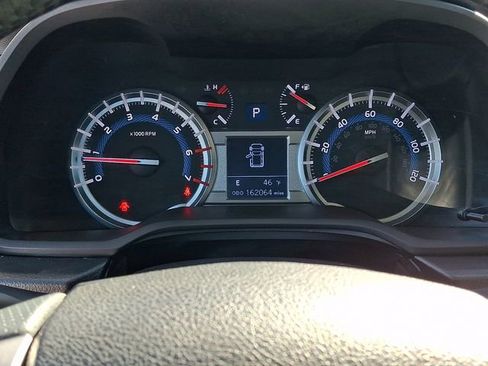 Used 2016 Toyota 4Runner SR5 image 17